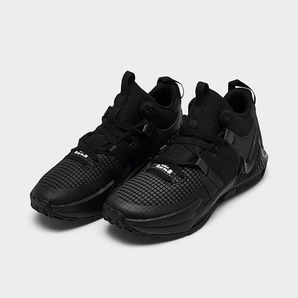 Big Boy's Nike LeBron Witness 7 Basketball Shoes - Black Anthracite - 4Y - NIB